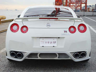 Branew GT-R R35 Rear spoiler normal exhaust version