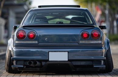 URAS R34 Skyline 4Dr Trunk Spoiler