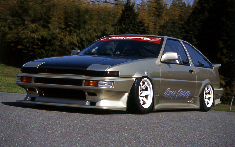 URAS - AE86 Trueno N + Aero