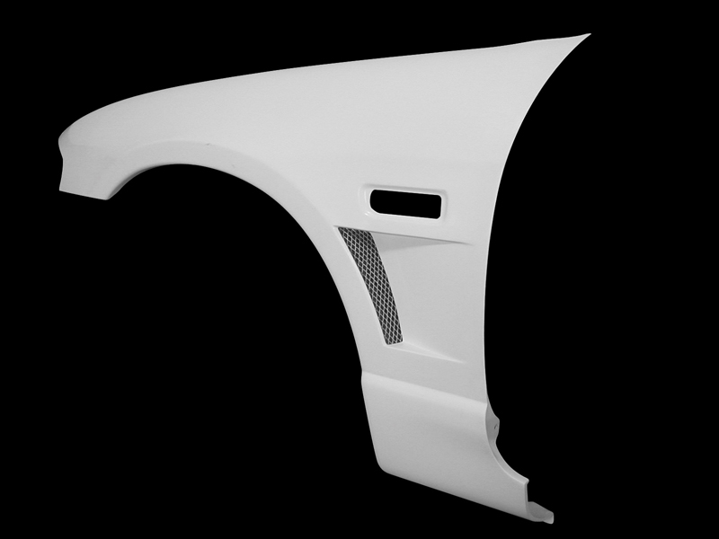 URAS - R33 Skyline Front Street Fender