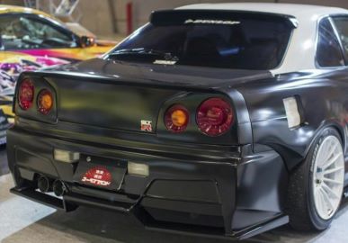 URAS R34 Skyline 2Dr 3piece Split Wing