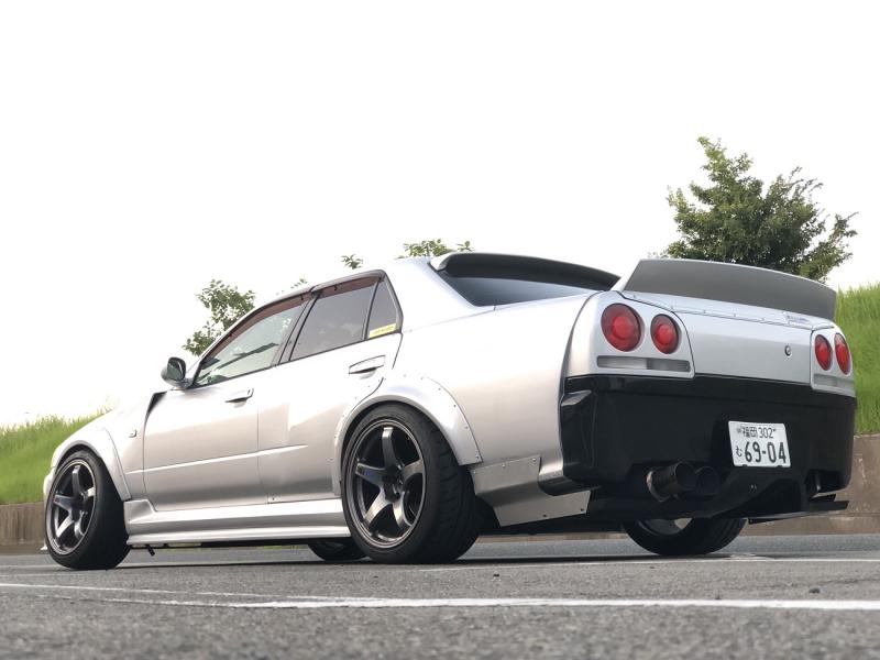 URAS - R34 Skyline 4Dr Back Panel Cover