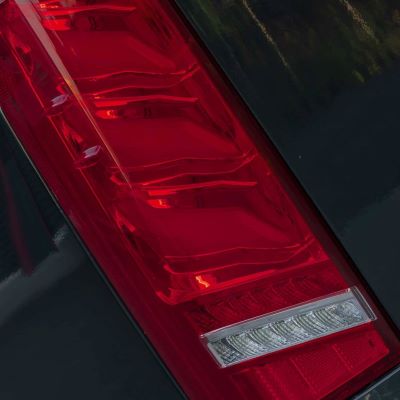 Valenti 200 Series Hiace Jewel LED Tail Lamp Ultra γ Gamma OEA Sequential Turn Signal Safety Standards Conformity / [TT200HUG]