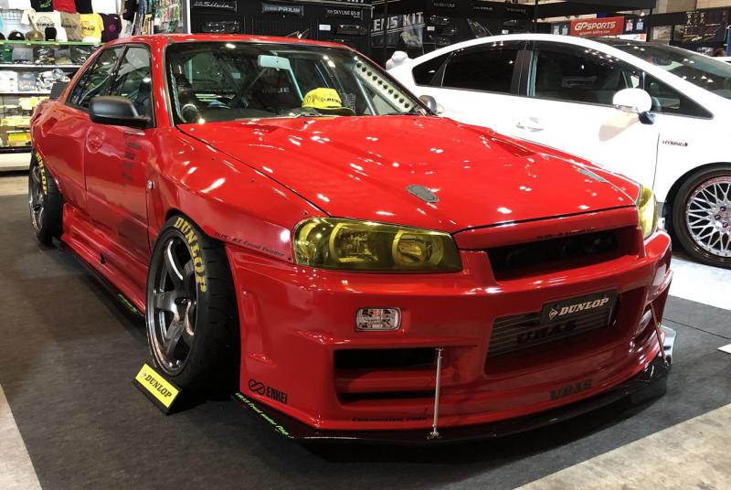 URAS - R34 Skyline Type-Rz Blister Fender