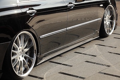 BLACK PEARL TOYOTA MAJESTA SIDE STEP