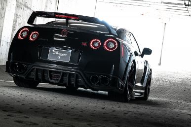 ROWEN R35 GT-R Mid / Late Rear Wing ver.2 * Carbon