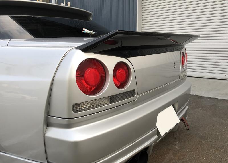 URAS - R34 Syline 4 Door Rear Vertical Wing 30 Degree Type