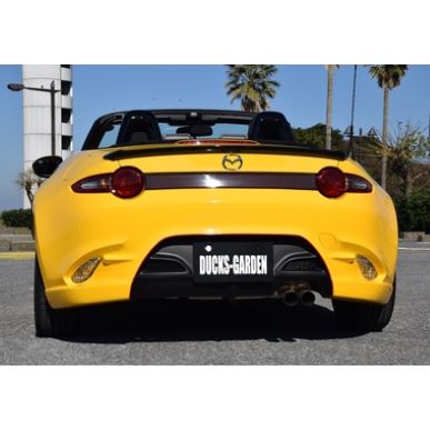 Ducks Garden ND Roadster Rear Bumper (Partly Red Carbon)