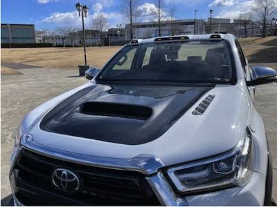 Road House  Hilux KADDIS Aero Bonnet