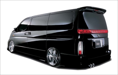 VeilSide NISSAN ELGRAND E51 GOLTIER BODY KIT