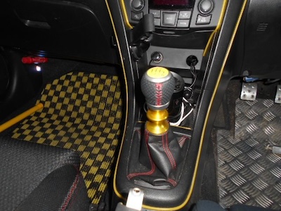 L'aunSport JWRC CUSTOM 6SPEED SHIFT KNOB Champion Yellow Shift Knob for ZC32S