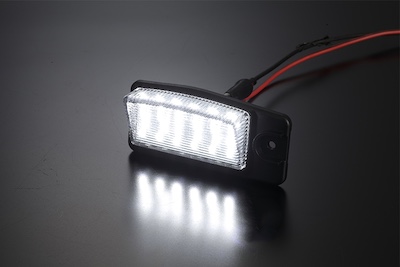 Revier  LED License Lamp - T32 Type X-Trail / J50 Type Skyline Crossover / Z51 Type / Z50 Type Murano / F50 Type Seama, etc.